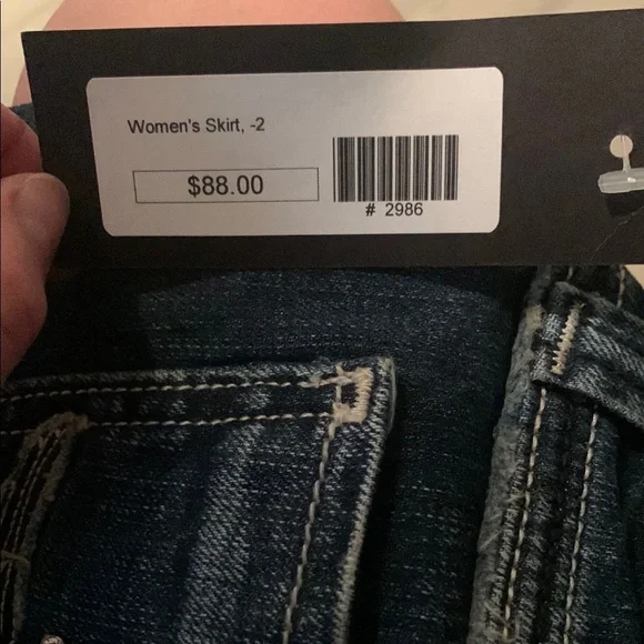 Grace Blue Cropped jeans skirt with Distressed Wash - Picture 10 of 10